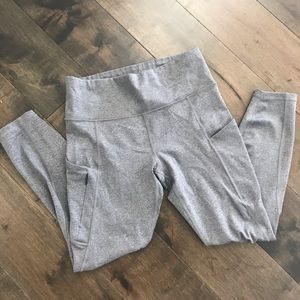 Gray athleta leggings with pockets